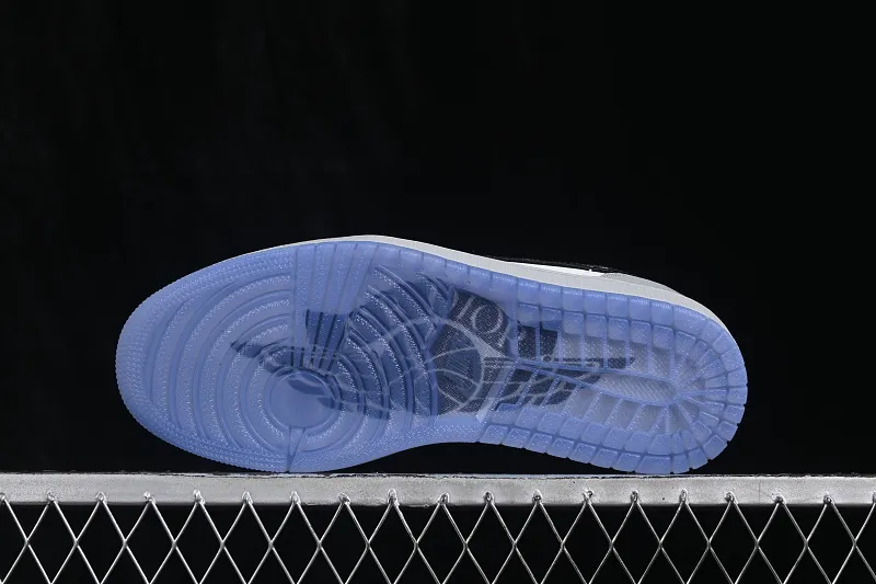 All categories Air Jordan Jordan series basketball shoes Air Jordan 1 Low Dior x Air Jordan 1 Low AJ1 Joe 1 Dior joint white gray low top CN8608-002